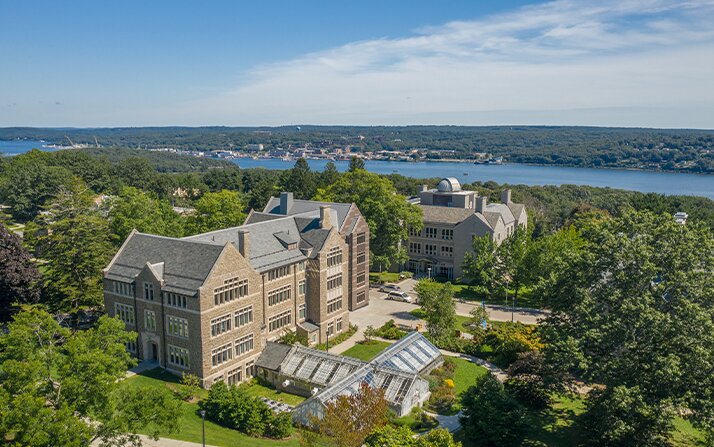 Unlocking the Campus Life: Residential Experience at Connecticut College